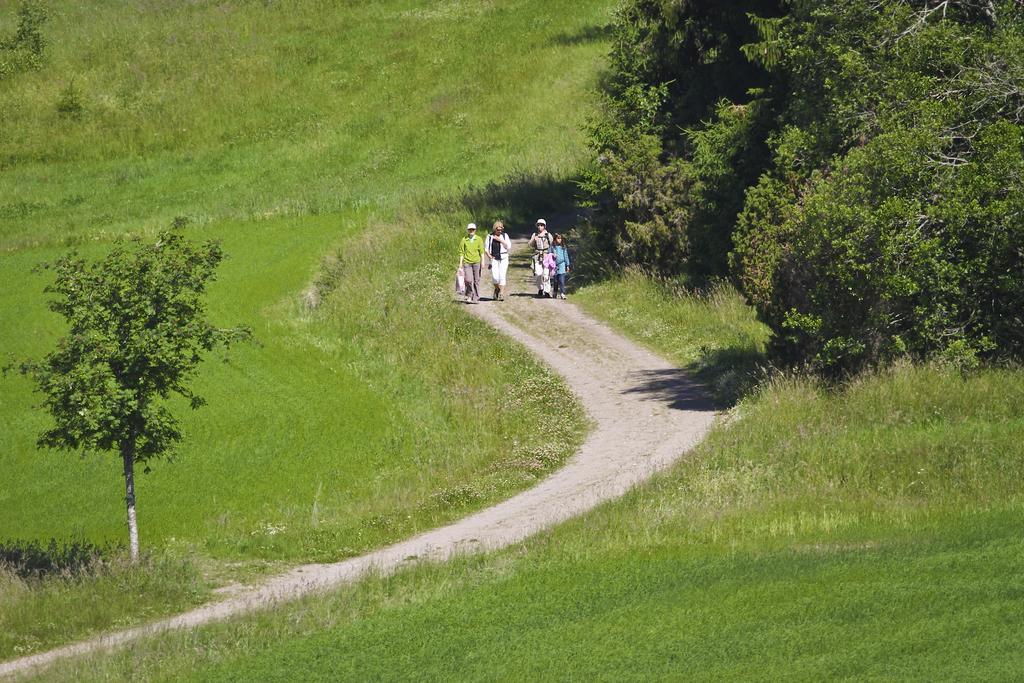 Runnvikens Pensionat Tystberga Kültér fotó